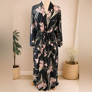 Tommy Bahama Black and Pink Silk Kimono Robe